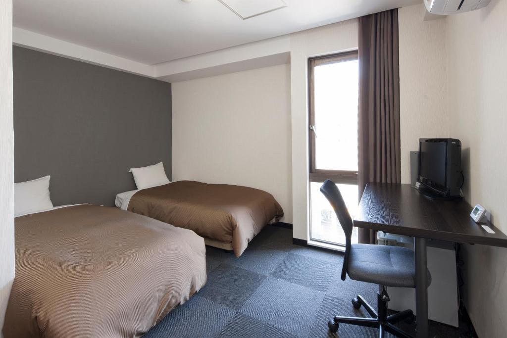 Hotel Plaza Inn Tokushima Kamer foto