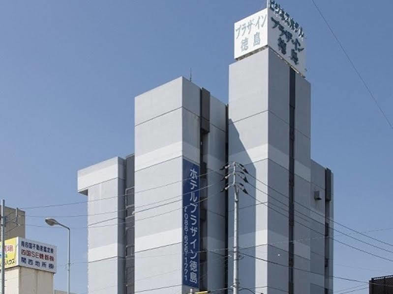 Hotel Plaza Inn Tokushima Buitenkant foto